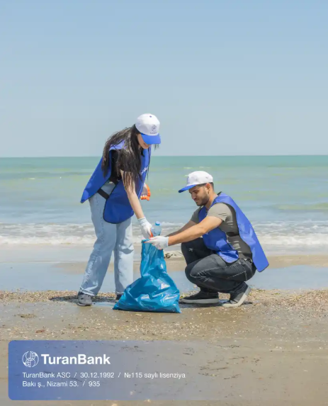 "TuranBank" nazirliklə birgə Xəzər sahilində təmizlik aksiyası keçirib - FOTO
